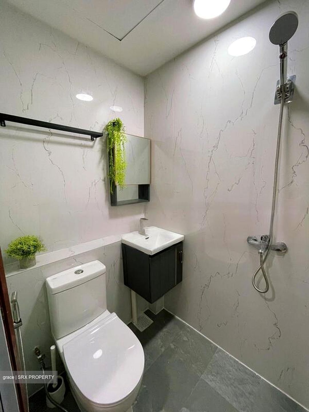 Simei Green Condominium (D18), Condominium #462865091